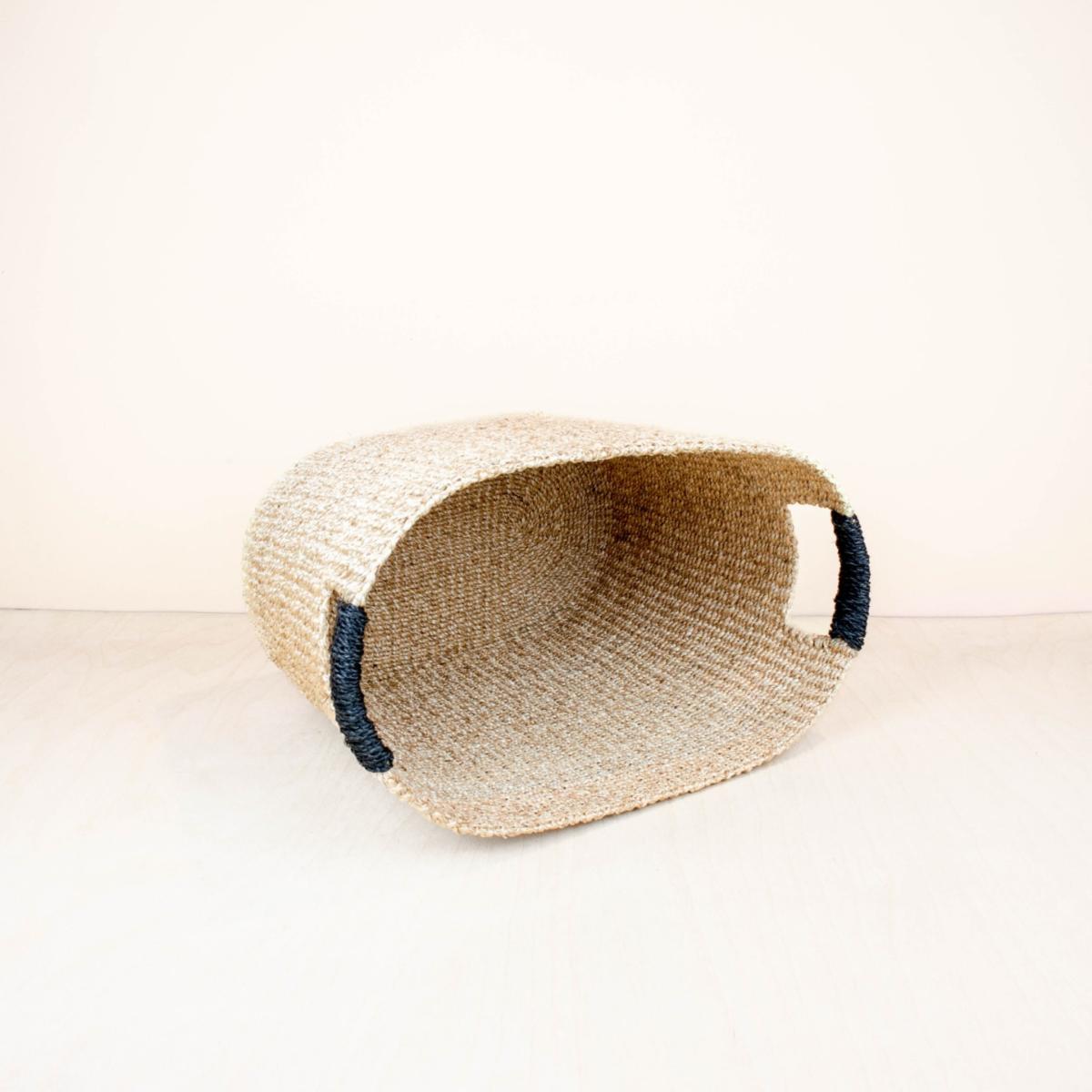 Black Medium Oval Basket | Likhâ – image 6