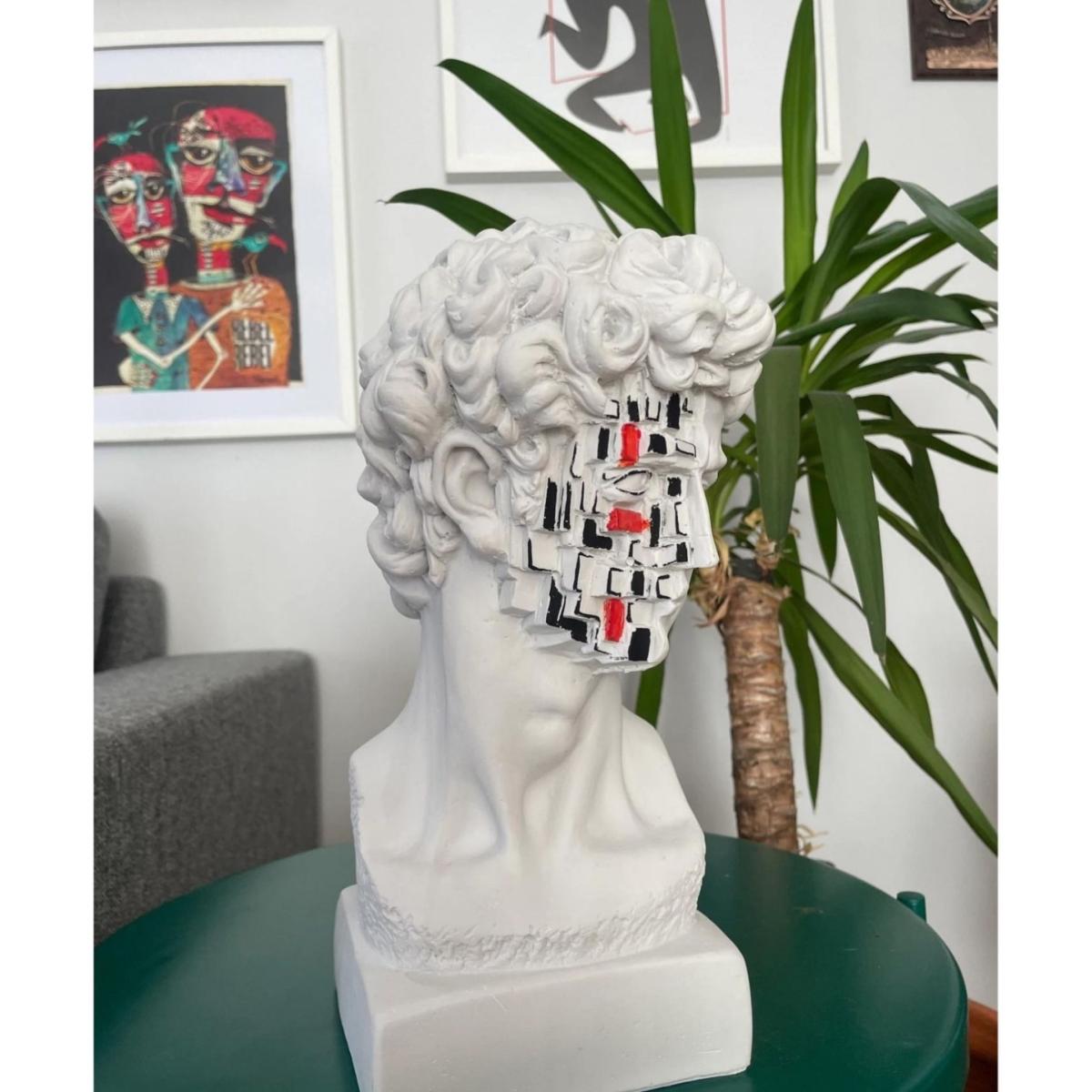 Fragmented David -Sculpture-Multicolour | Artchi – image 5