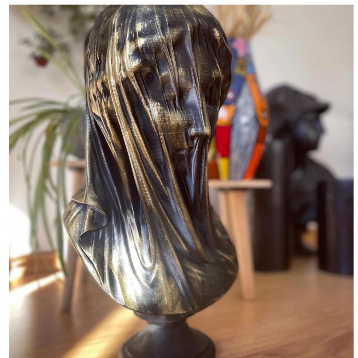 Veiled Serenity Sculpture Multicolour | Artchi – image 4