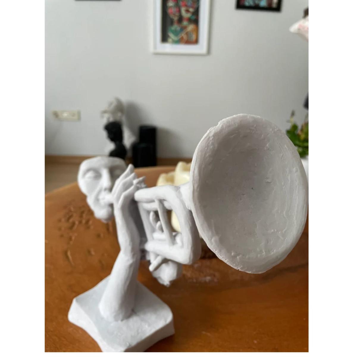 White Trumpet On Man Sculpture Artchi – image 4