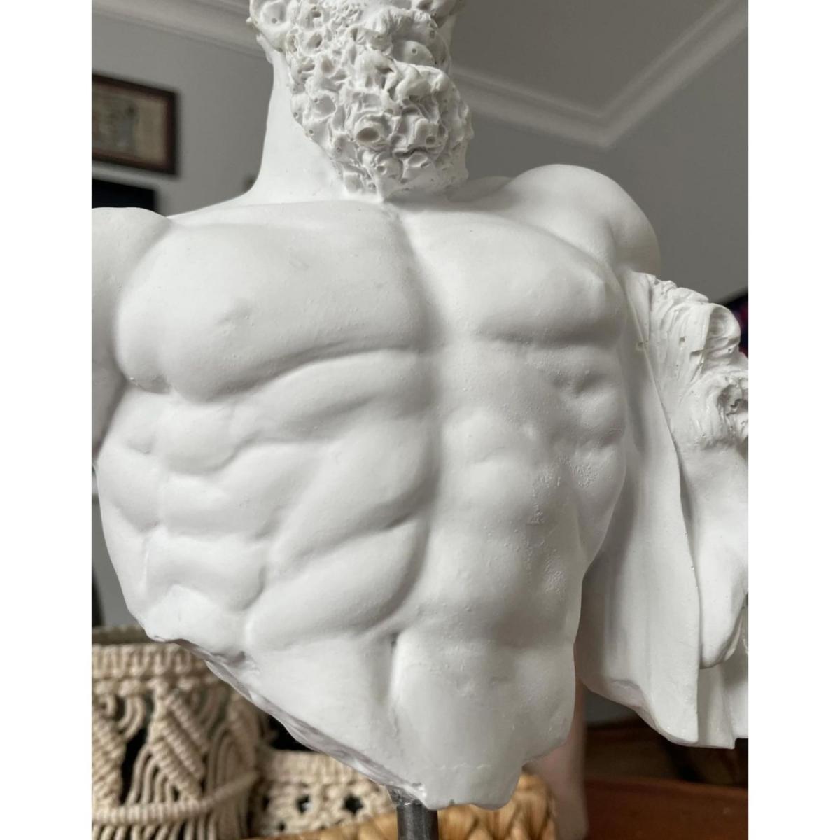 Stoic Hercules Sculpture - Colour White | Artchi – image 6