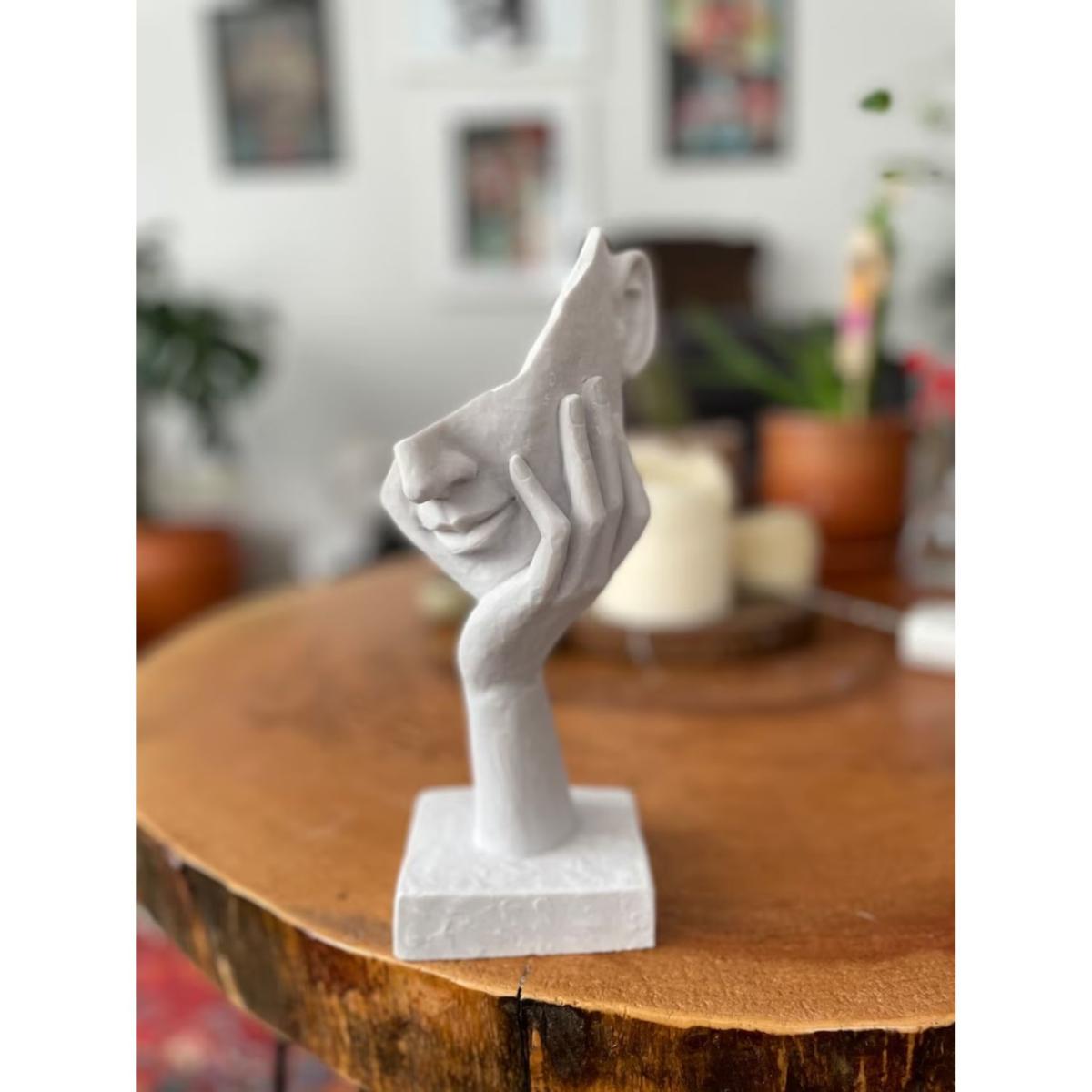 White Mask Sculpture Artchi – image 2