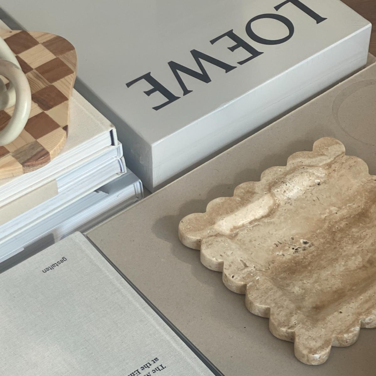 Neutrals Scallop Tray Travertine Aesthete Label – image 3
