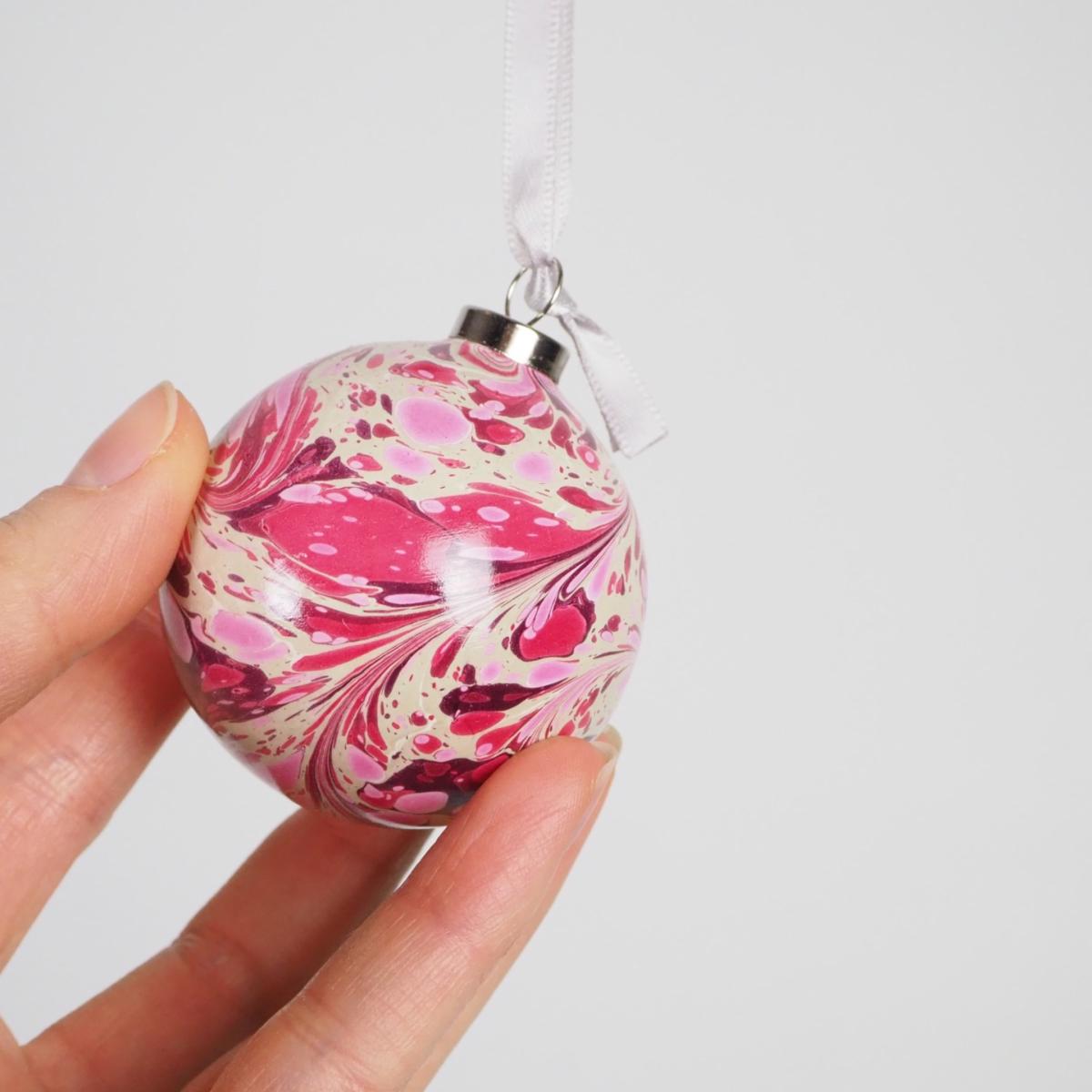 Pink / Purple / White Small Berry Marbled Bauble Wildmore – image 3
