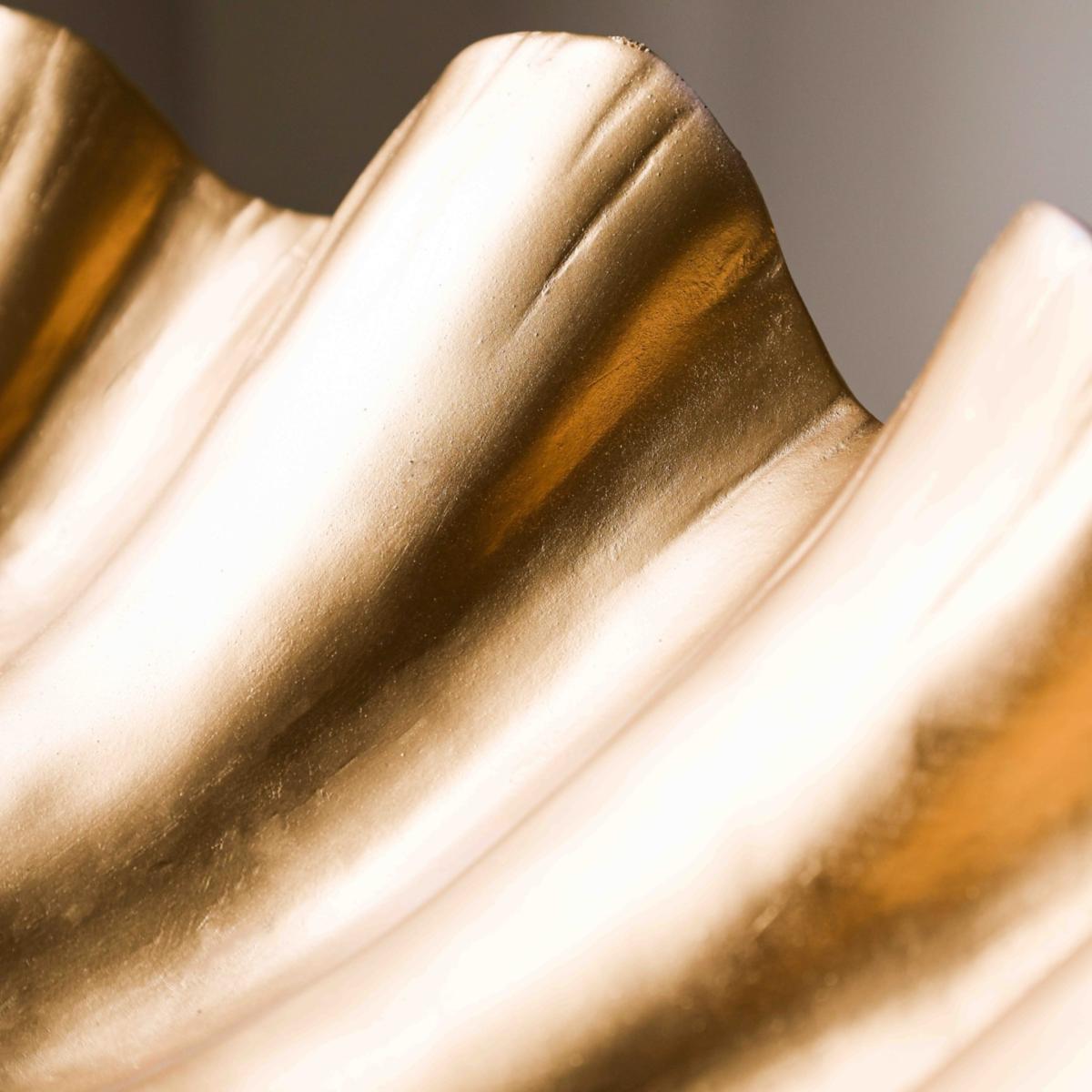 Large White & Gold Clam Shell Display Dish Rockett St George – image 8