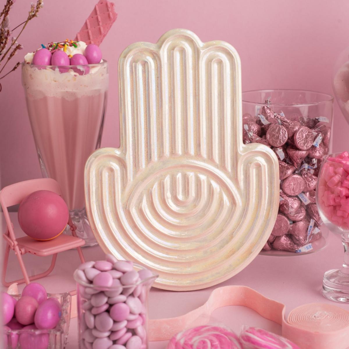Hamsa Fatima Hand Glazed High Temperature Ceramic Tray - White . Bruci Editora De Diseño – image 6