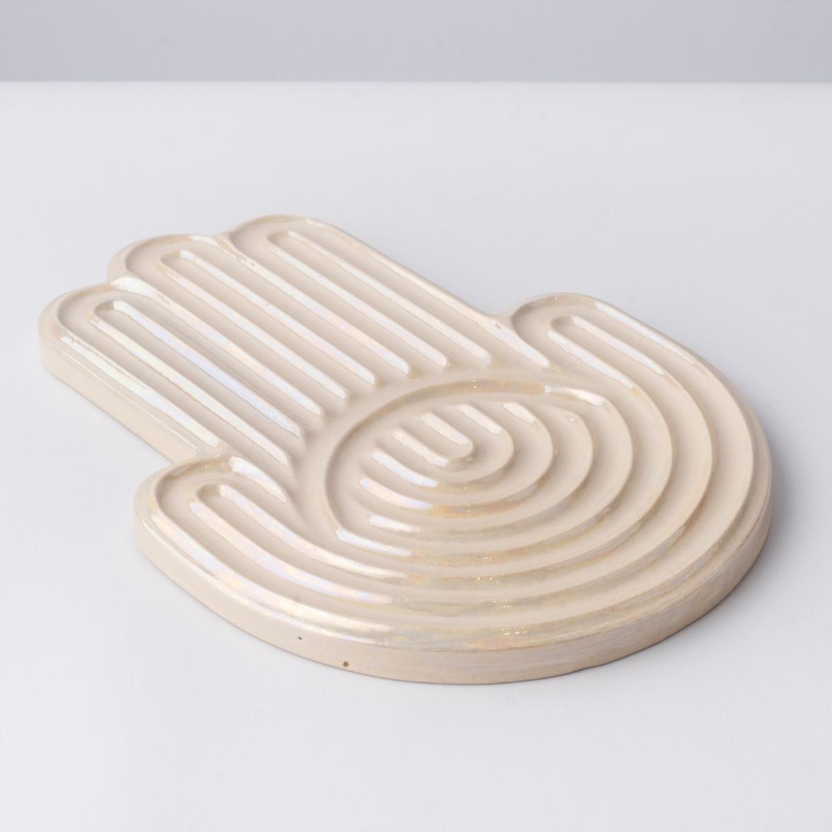 Hamsa Fatima Hand Glazed High Temperature Ceramic Tray - White . Bruci Editora De Diseño – image 8