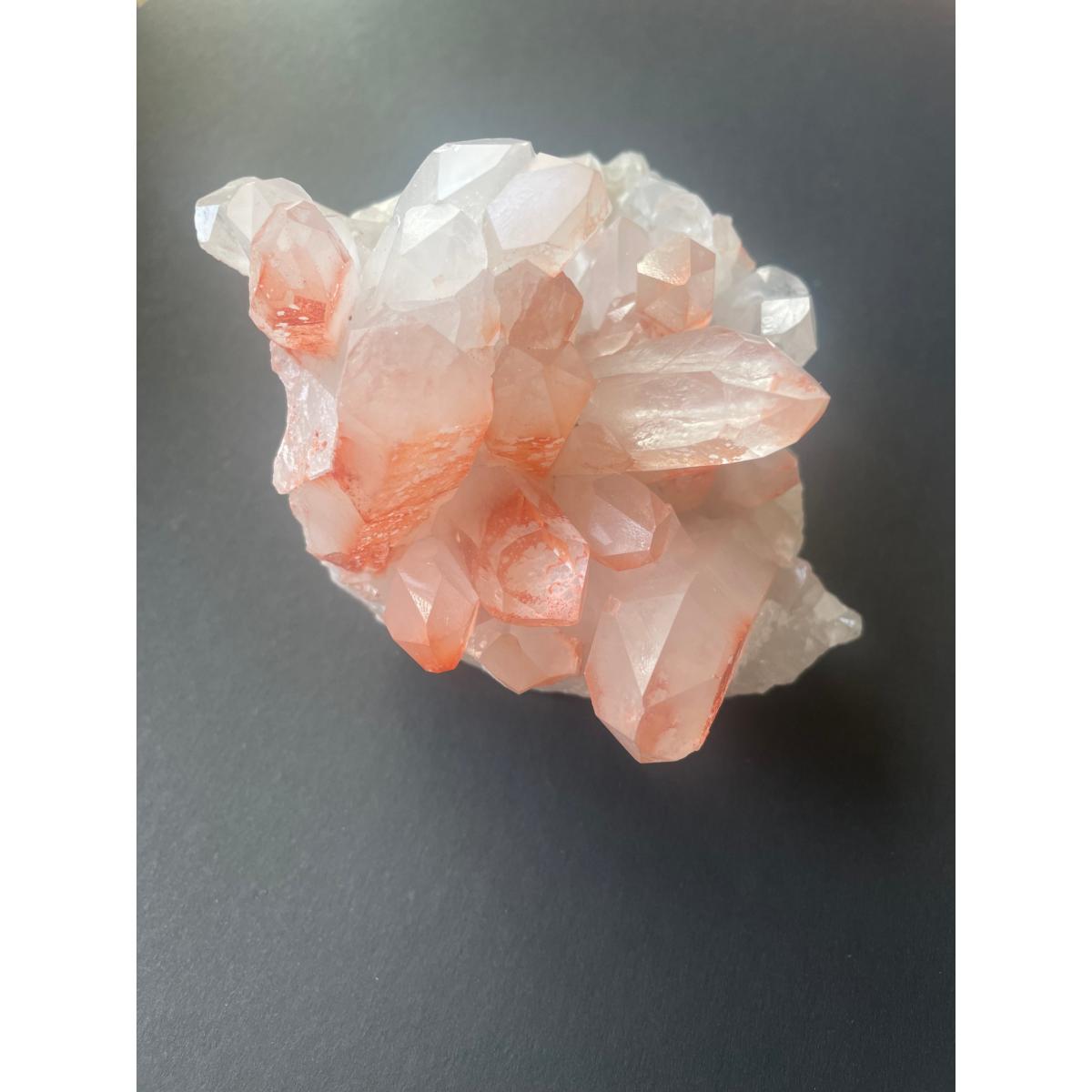 Neutrals Pink Lemurian Cluster | One Size | Lemuria Store – image 5
