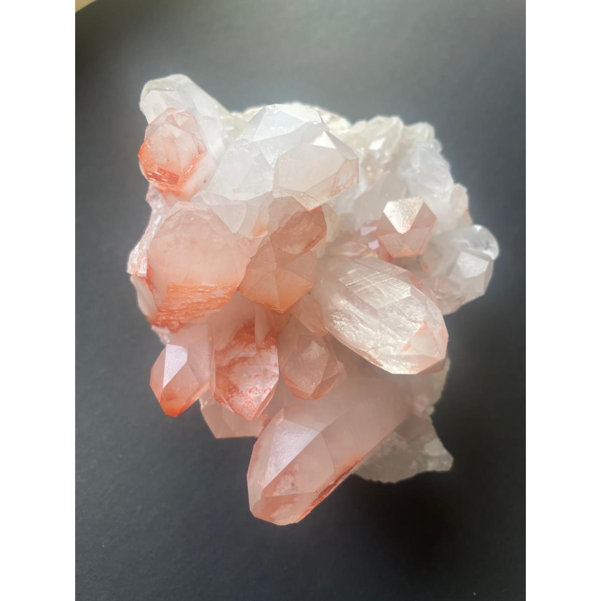 Neutrals Pink Lemurian Cluster | One Size | Lemuria Store – image 6