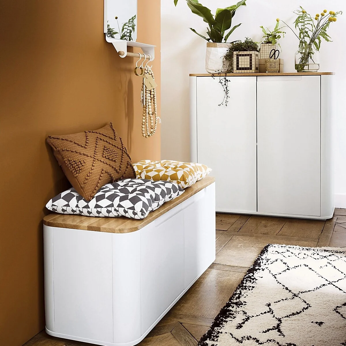 Stolico 2-Door Shoe Storage Unit – image 2