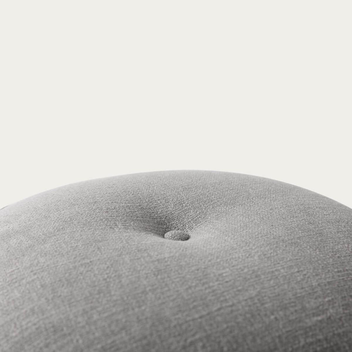 Shadow Model 00 Linen Stool – image 3