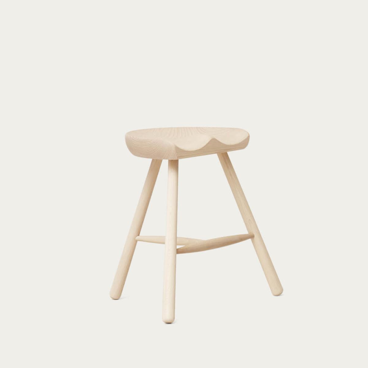 Beech Shoemaker Chair No. 49 – image 2