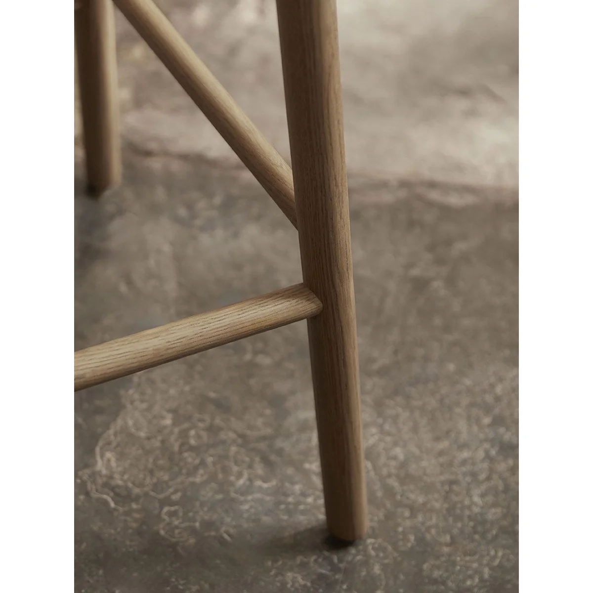 Weathered Oak Counter Stool – image 6