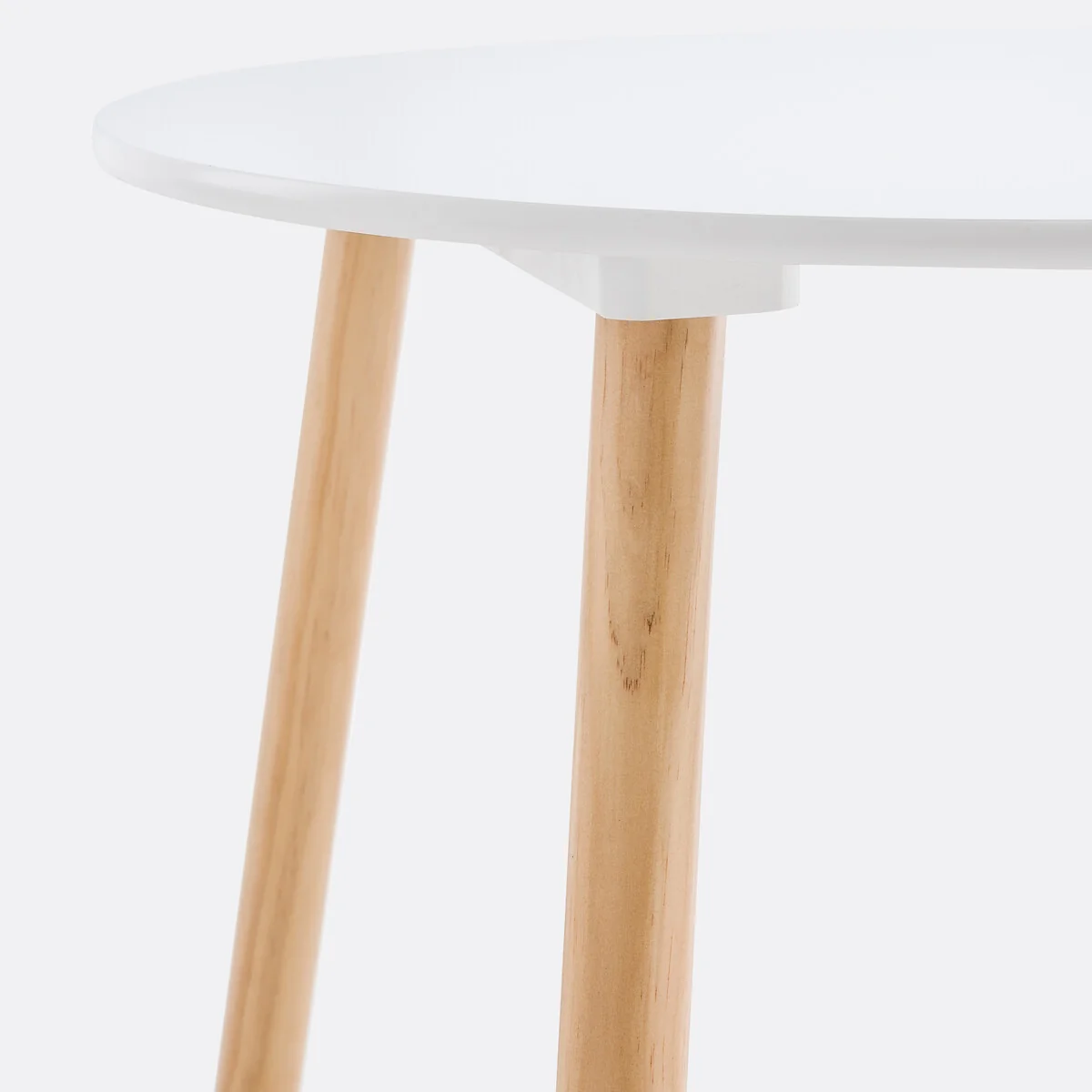 Jimi Child's Table & 2 Stools – image 5