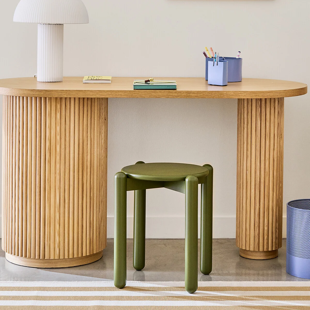 Coloquo Coloured Beech Stool – image 2