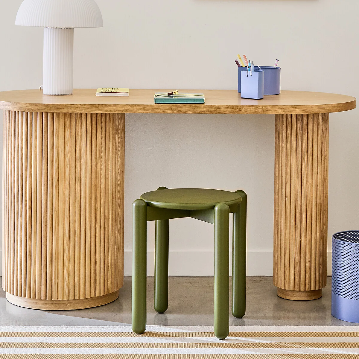 Coloquo Coloured Beech Stool – image 2