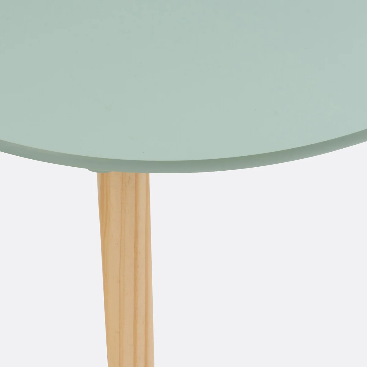 Jimi Child's Table & 2 Stools – image 5