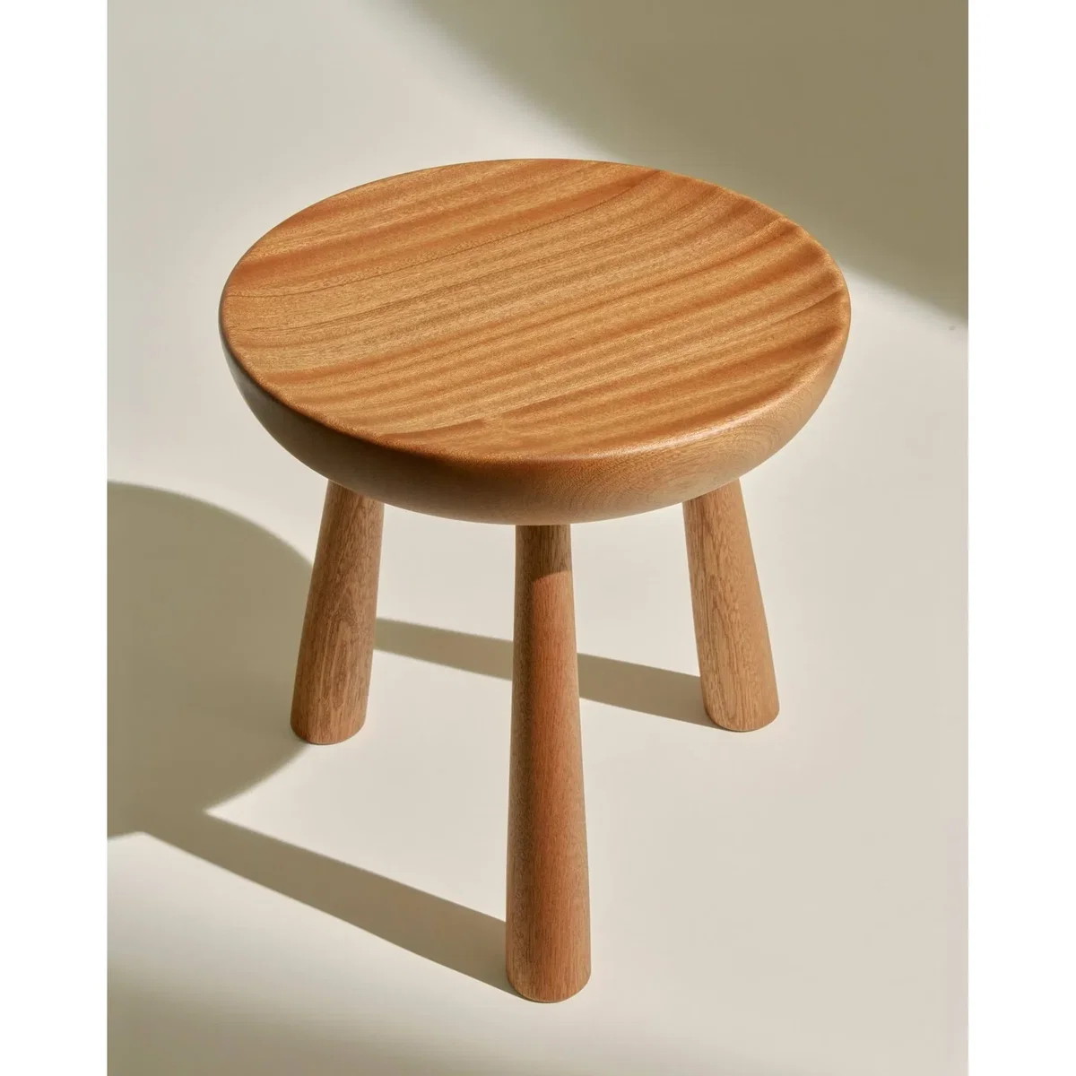 GUBI Totto stool Lacquered sapele Ø31x32.6 cm – image 6