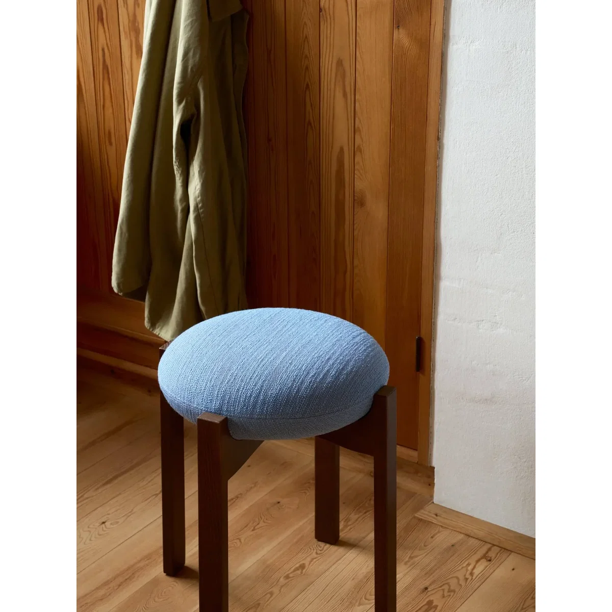 Fredericia Furniture Pioneer low stool Odino PV82 light blue-lacquered oak – image 2