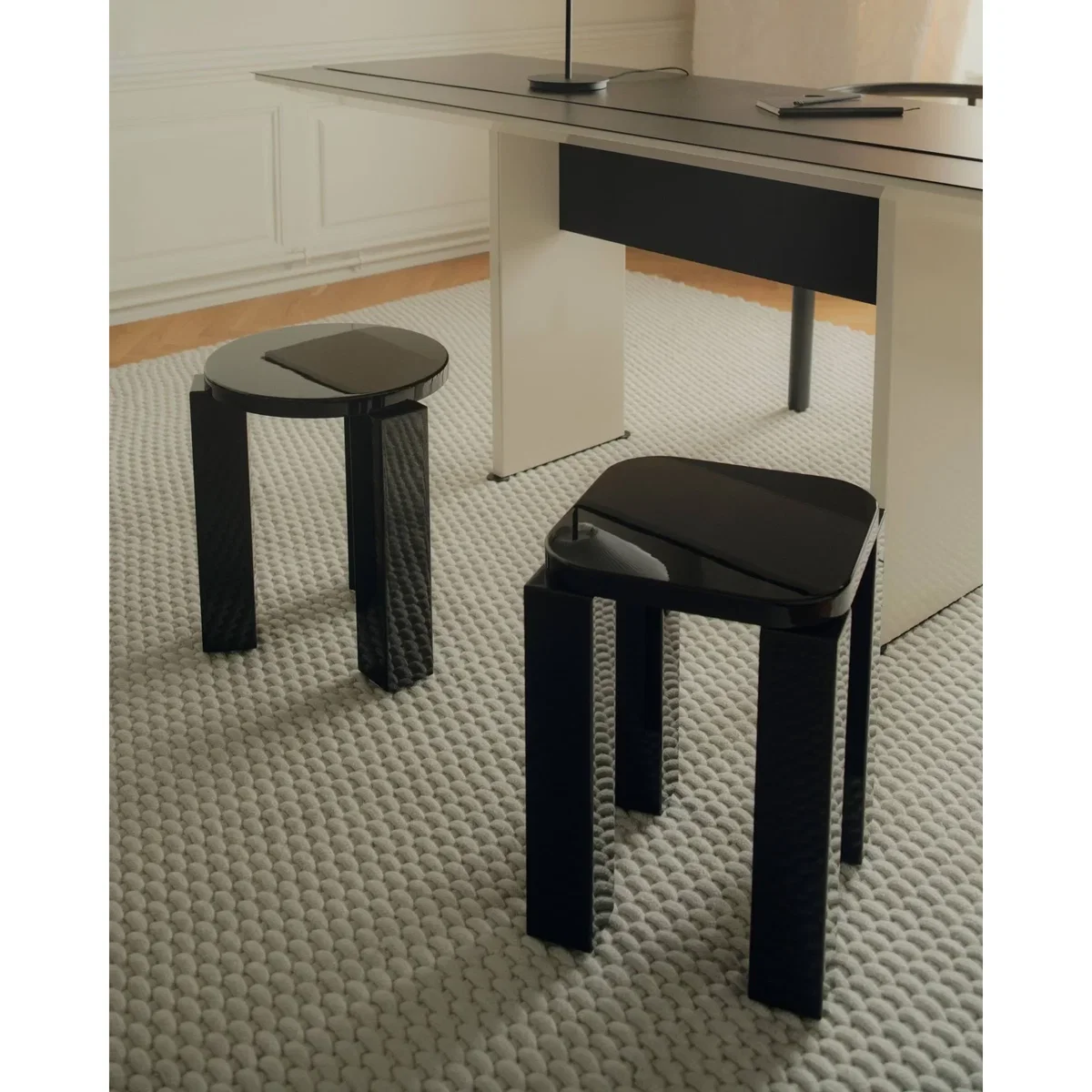 New Works Atlas stool Espresso – image 3