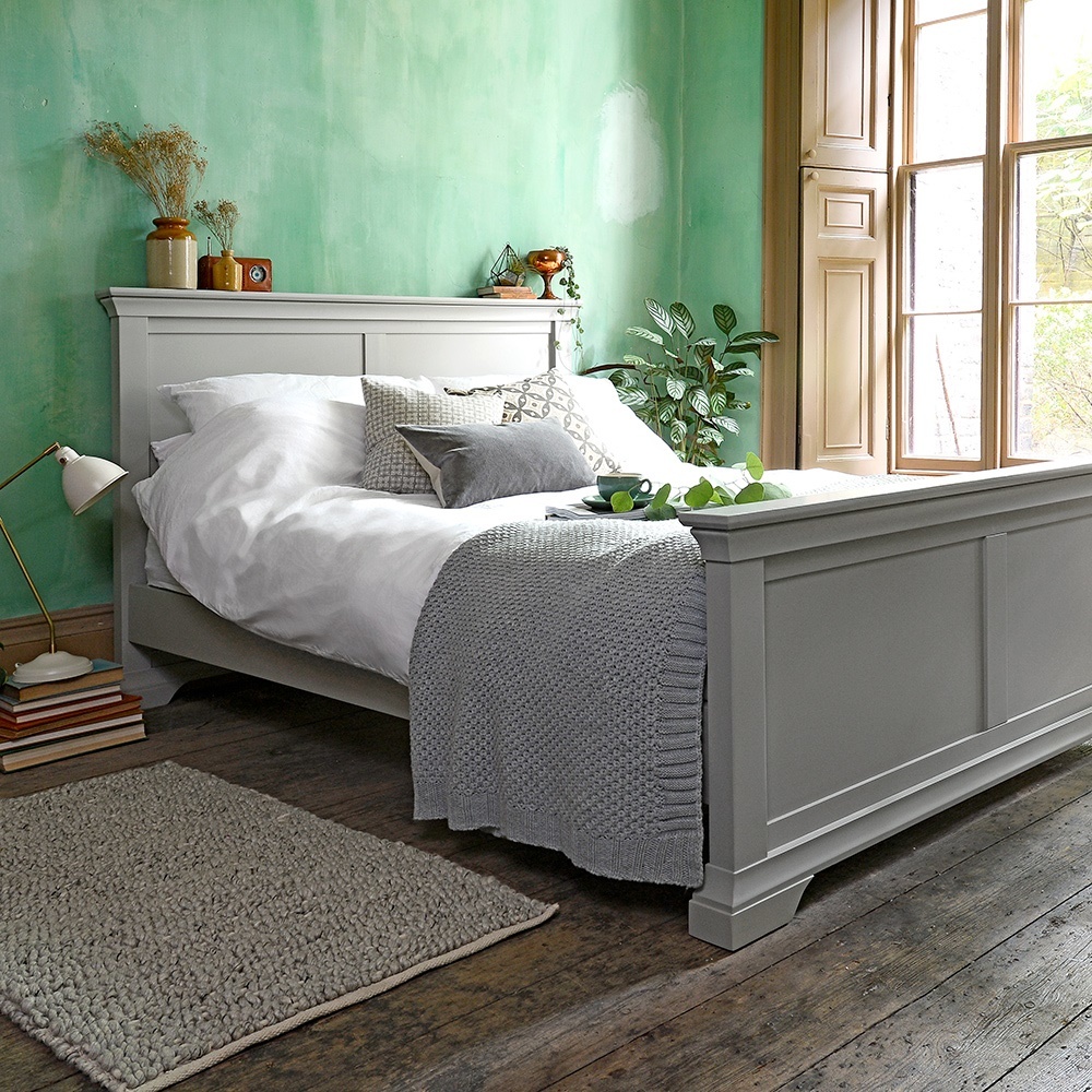 Chambery Grey Painted 4ft 6" Double Bed – image 2