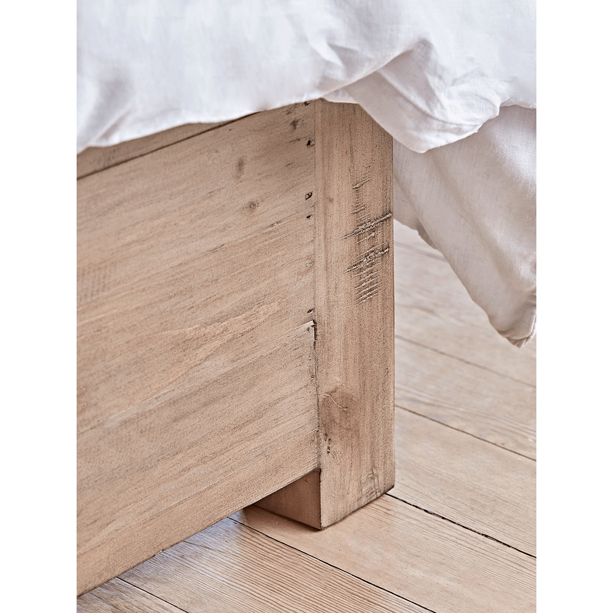 Loft Kingsize Bed – image 5
