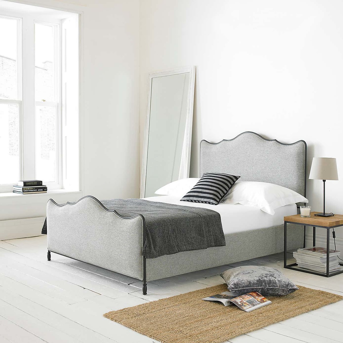 Cameo Fabric Bed Frame Light Grey – image 3