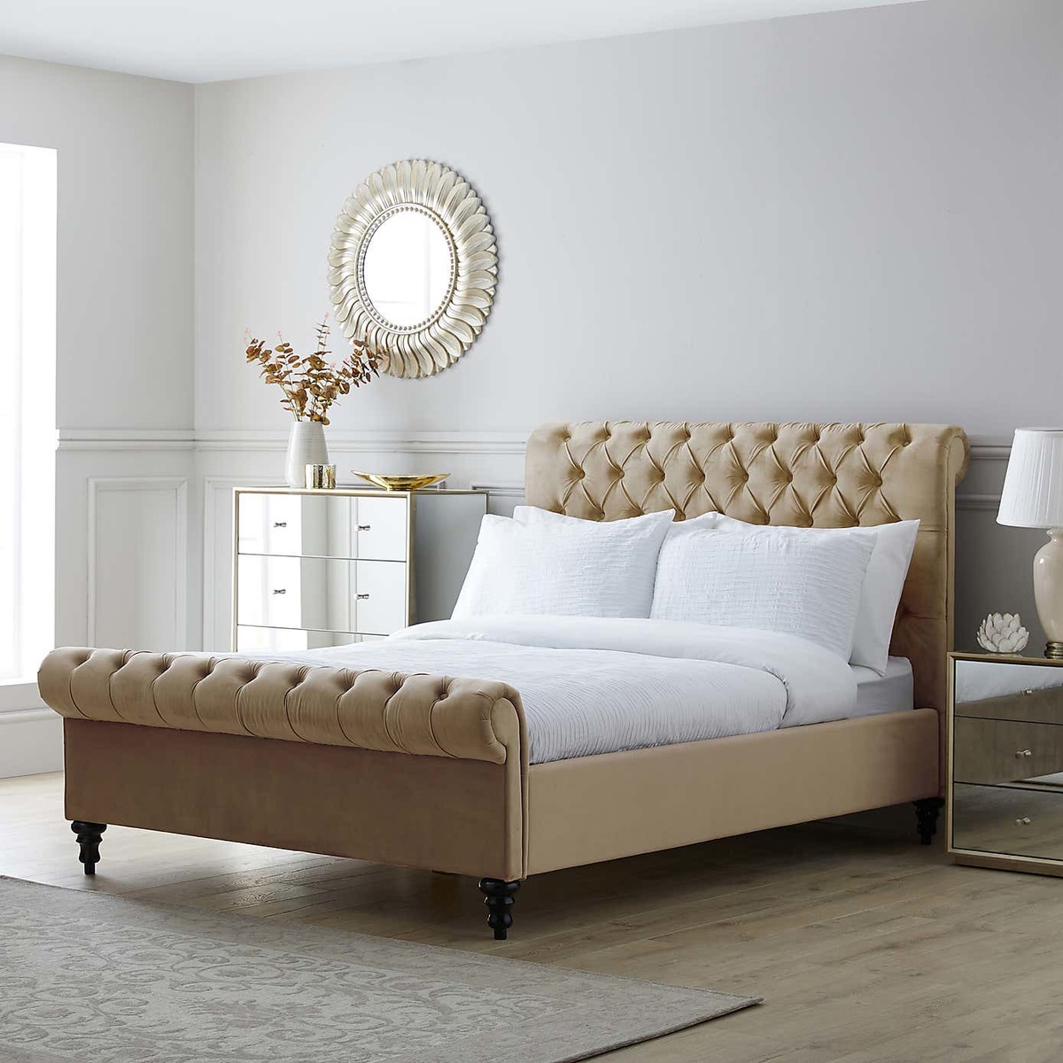 Classic Chesterfield Bed - Taupe Taupe (Cream) – image 4