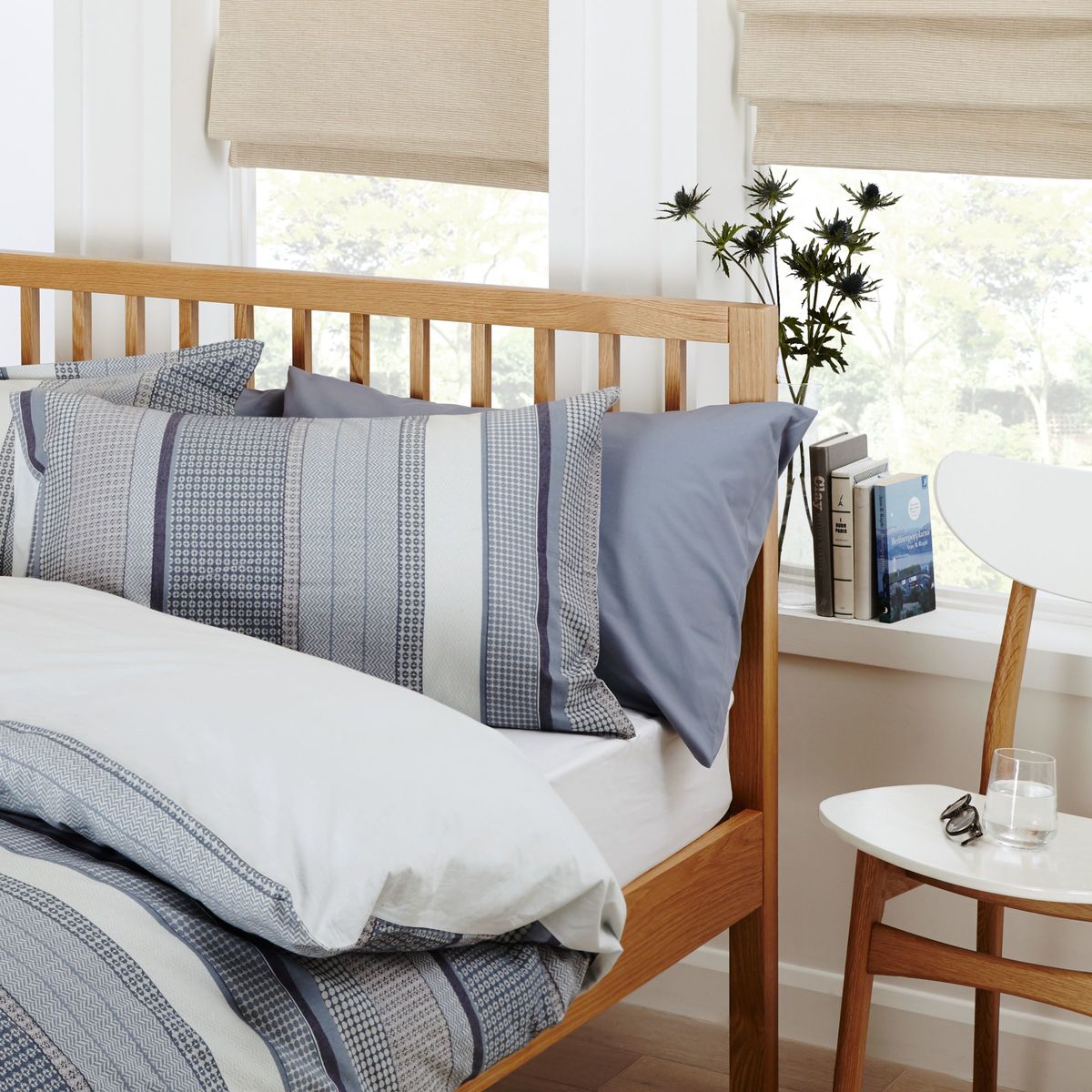 John Lewis & Partners Morgan Bed Frame, Small Double, Oak – image 7