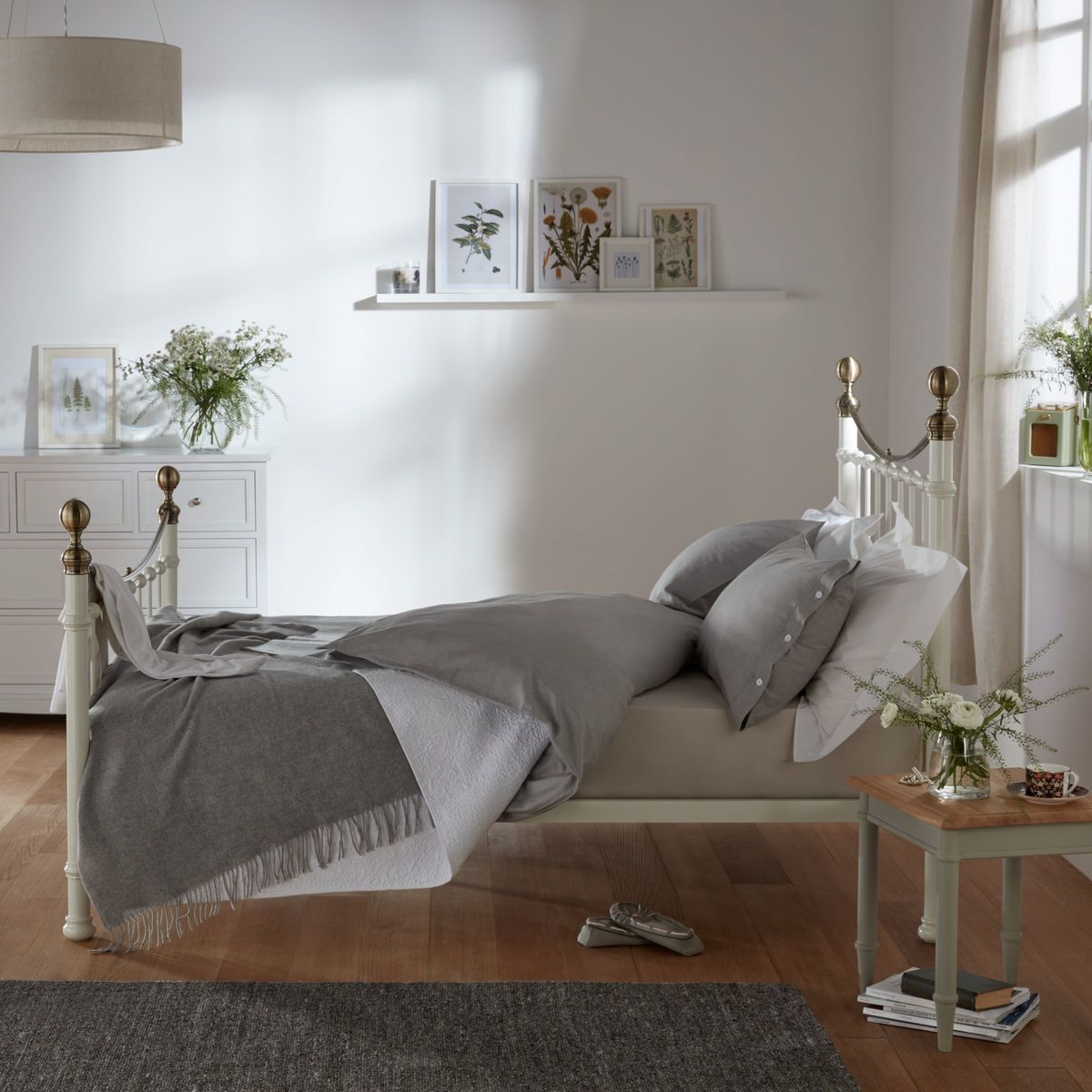 John Lewis & Partners Jayne Brass Metal Bed Frame, King Size, White – image 5