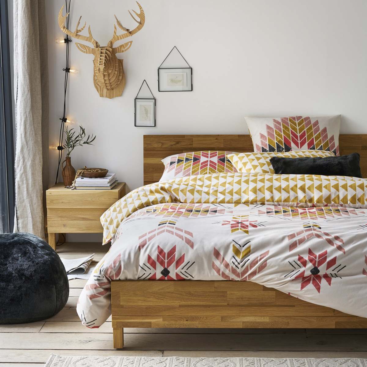 Ariles Solid Oak Bed without Base – image 2