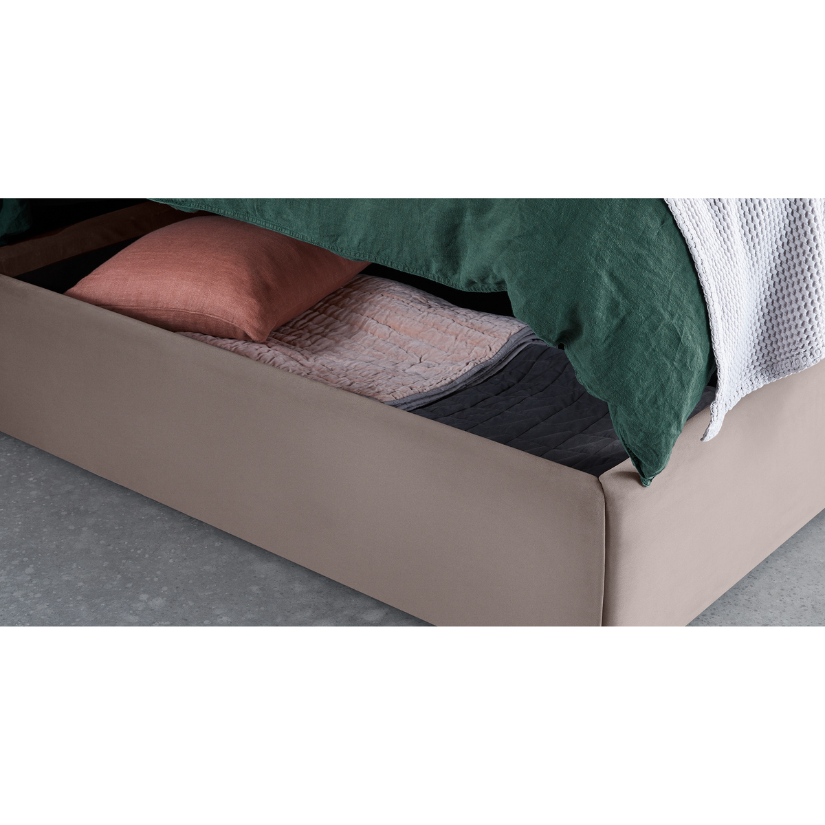 Tandy King Size Ottoman Storage Bed, Soft Mauve Velvet – image 4