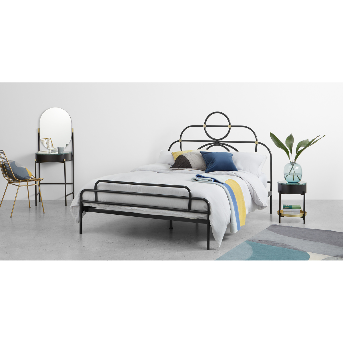 Anthea Metal King Size Bed – image 3