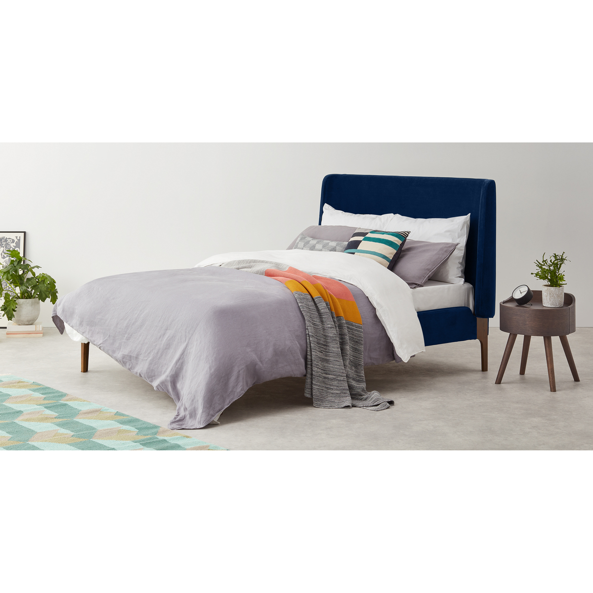 Roscoe King Size Bed, Royal Blue Velvet – image 9