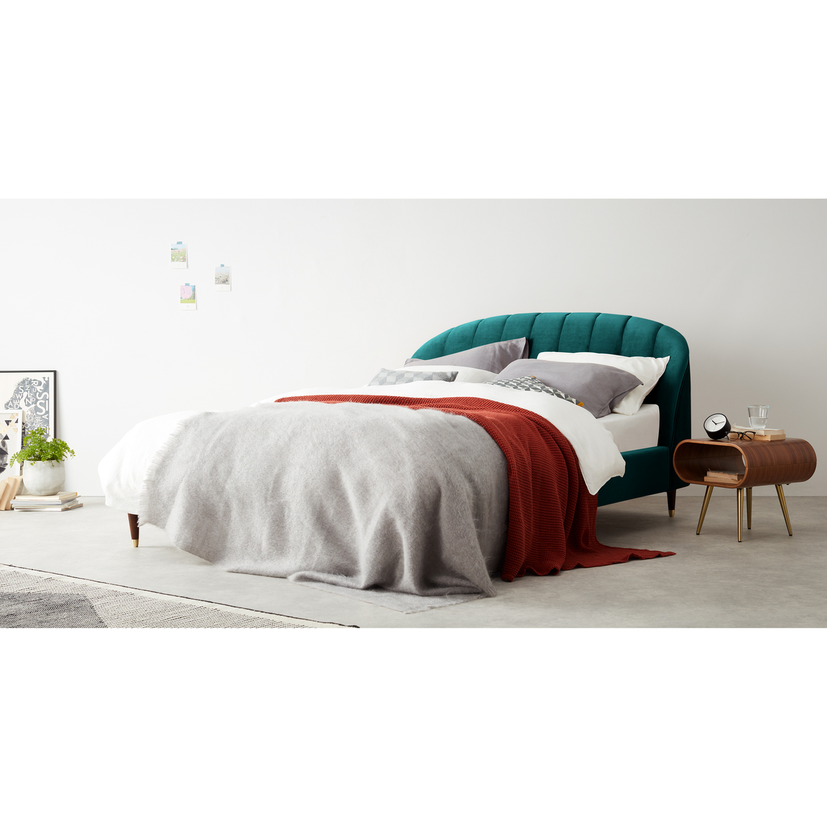 Margot King Size Bed, Seafoam Blue Velvet & Dark Stain Brass Legs – image 2