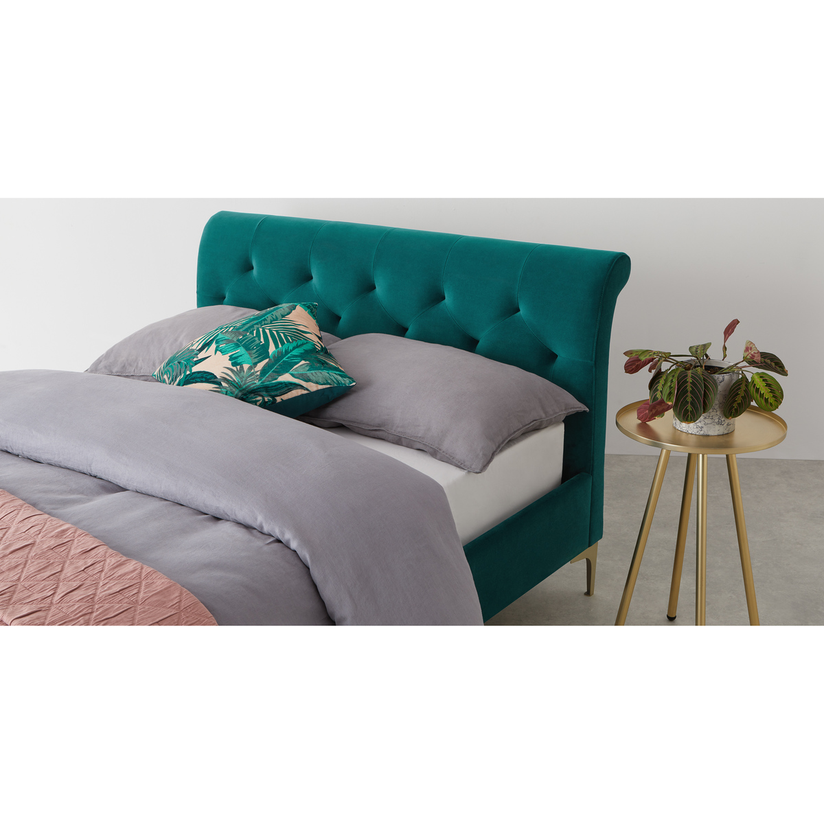 Linnell King Size Bed, Seafoam Blue Velvet & Brass – image 6