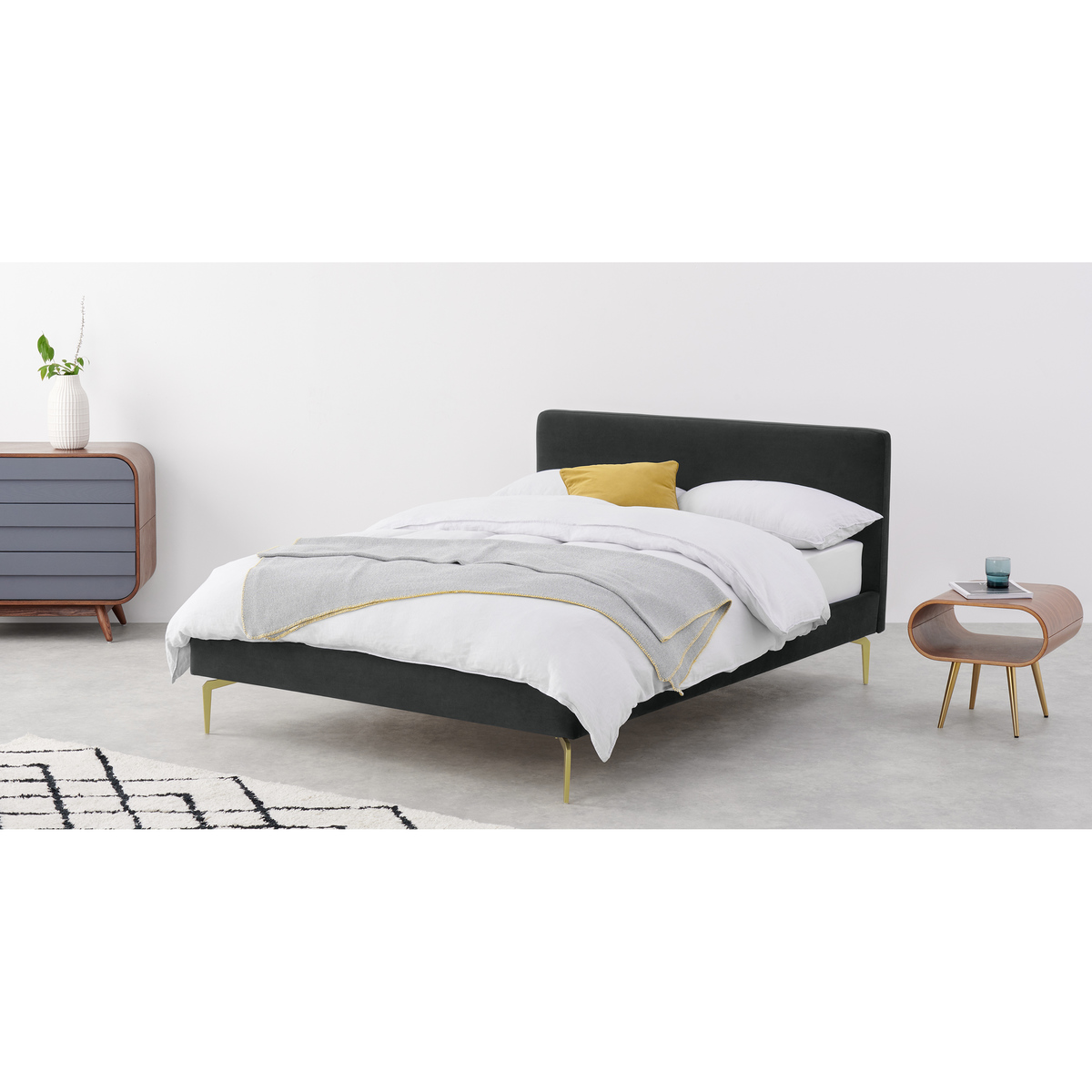 Kida Super King Size Bed, Midnight Grey Velvet & Brass Legs – image 3