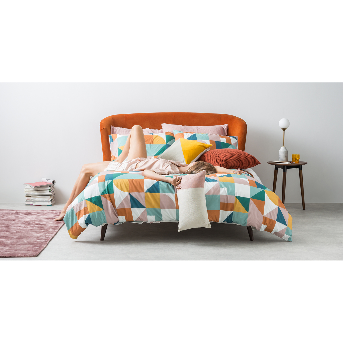 Lulu Kingsize Bed, Paprika Orange Velvet – image 3