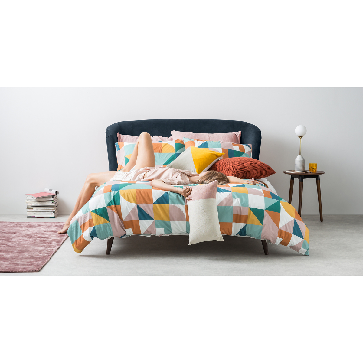 Lulu Super Kingsize Bed, Indigo Blue Velvet – image 3