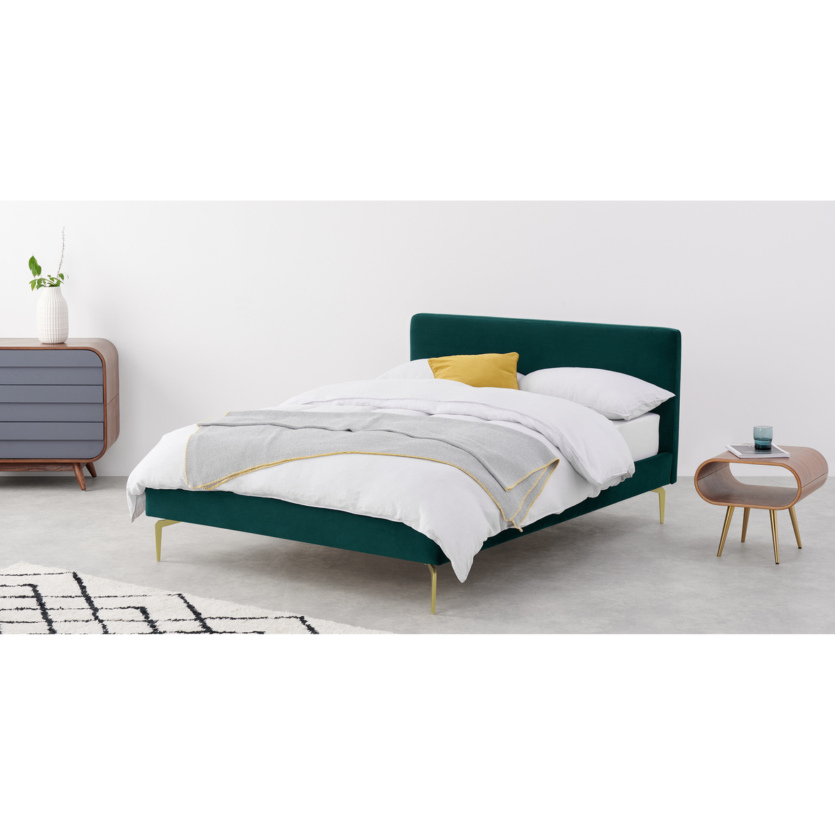 Kida Super King Size Bed, Seafoam Blue Velvet & Brass Legs – image 3