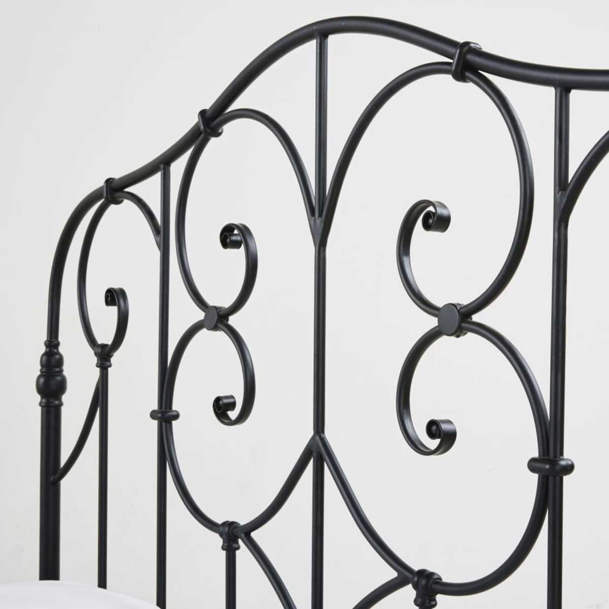 ESMERALDA - Black Metal Bar Bed 140x190 – image 4