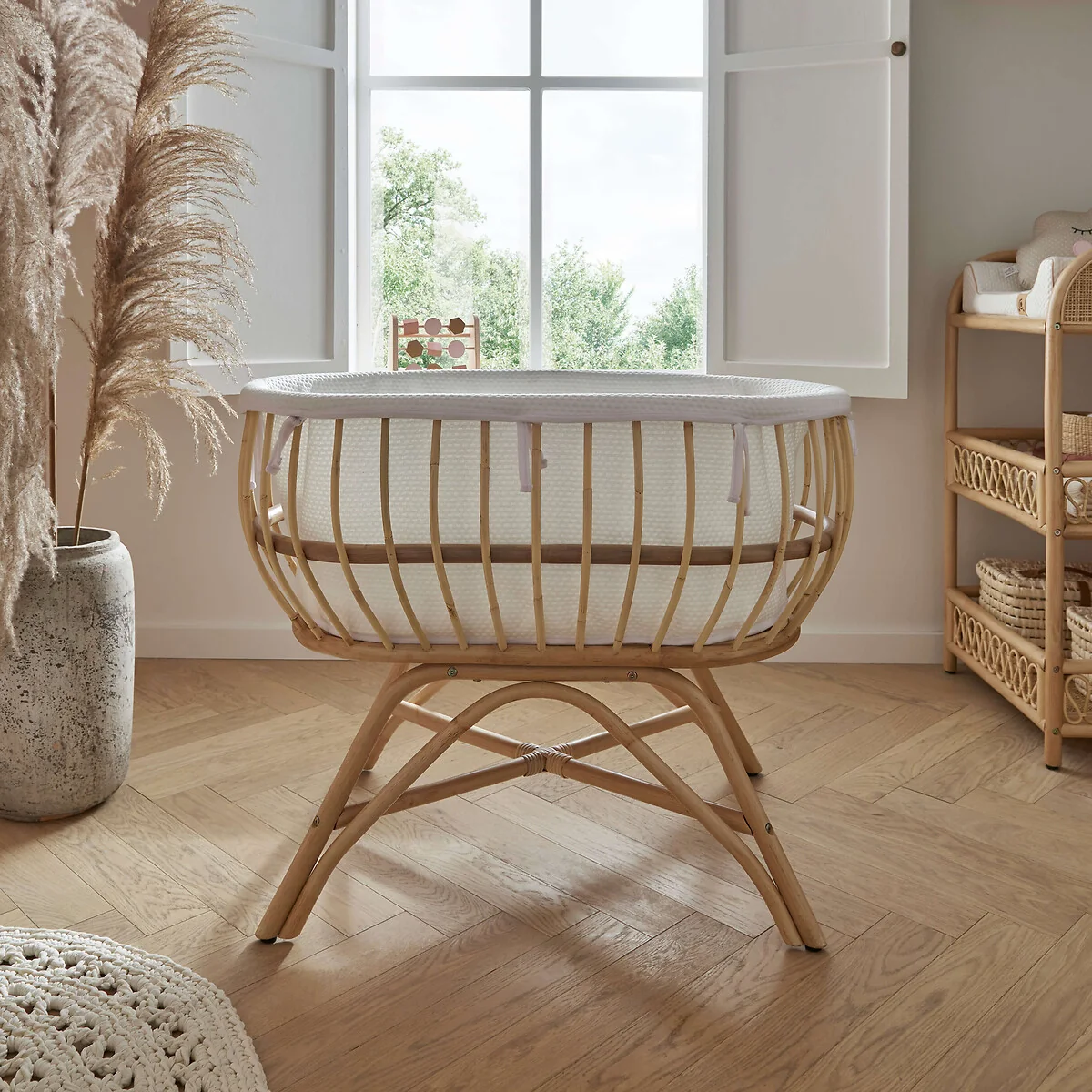 Aria Rattan Crib – image 1