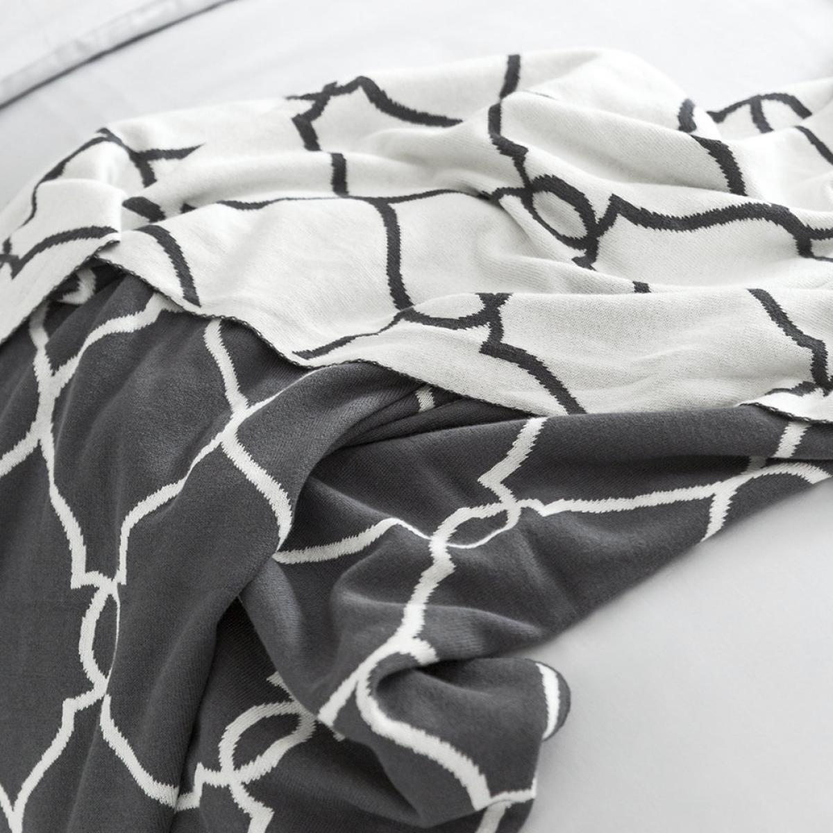 Luxe - Diamond Print Throw - 130x170cm - Grey – image 7