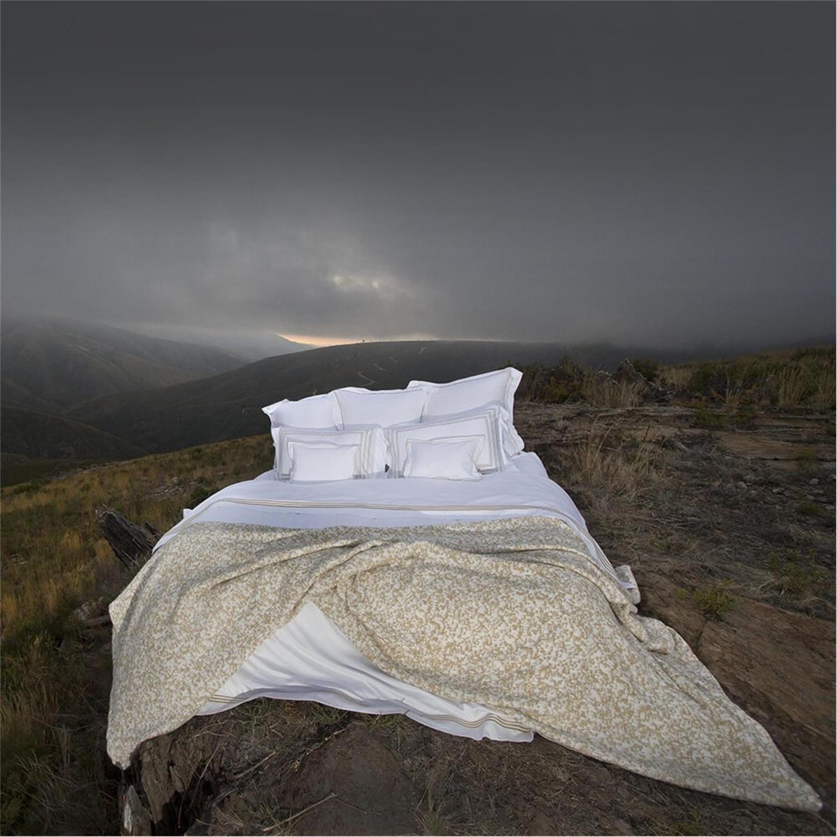 de Lemos Kate Alpaca/Silk Blend Jacquard Bedspread - 245x255cm – image 2