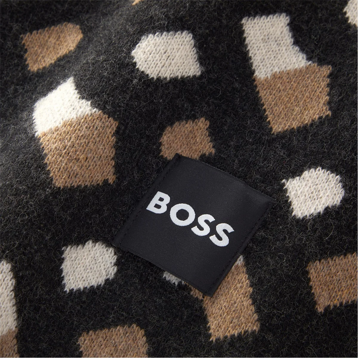 Monogram Throw – image 3