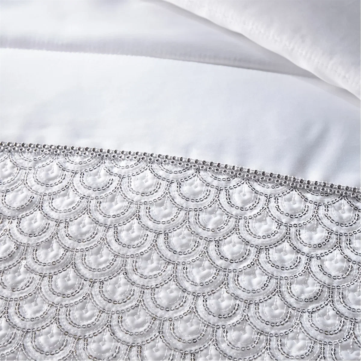 Sequin Quilted Bedspread – image 2
