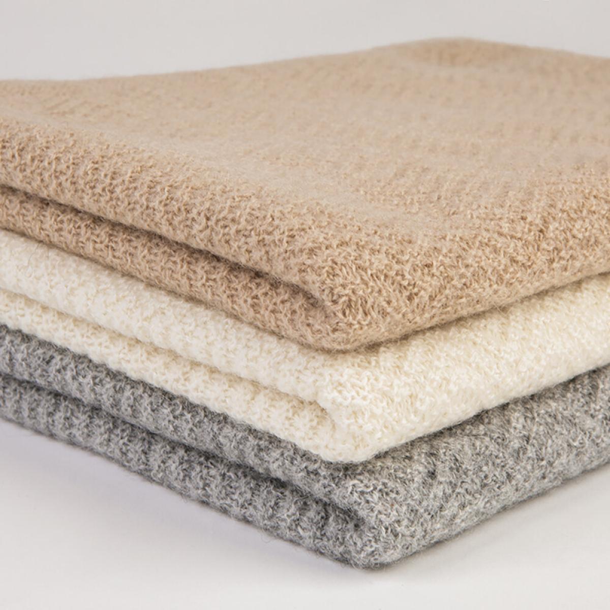 TUWI - Wave Knitted Throw - 130x180cm - Charcoal – image 4
