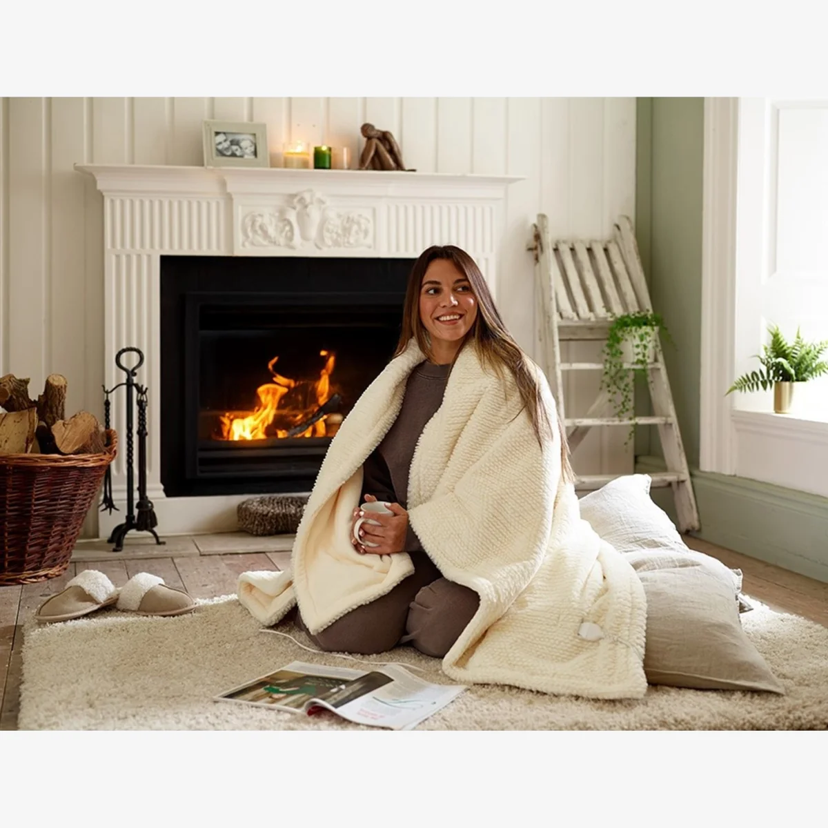 Faux Fur Heated Throw - 130x170cm – image 1