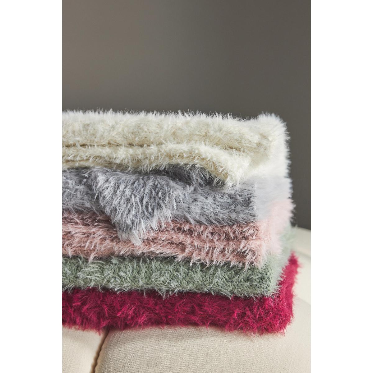 Camden Cable Knit Throw Blanket – image 2