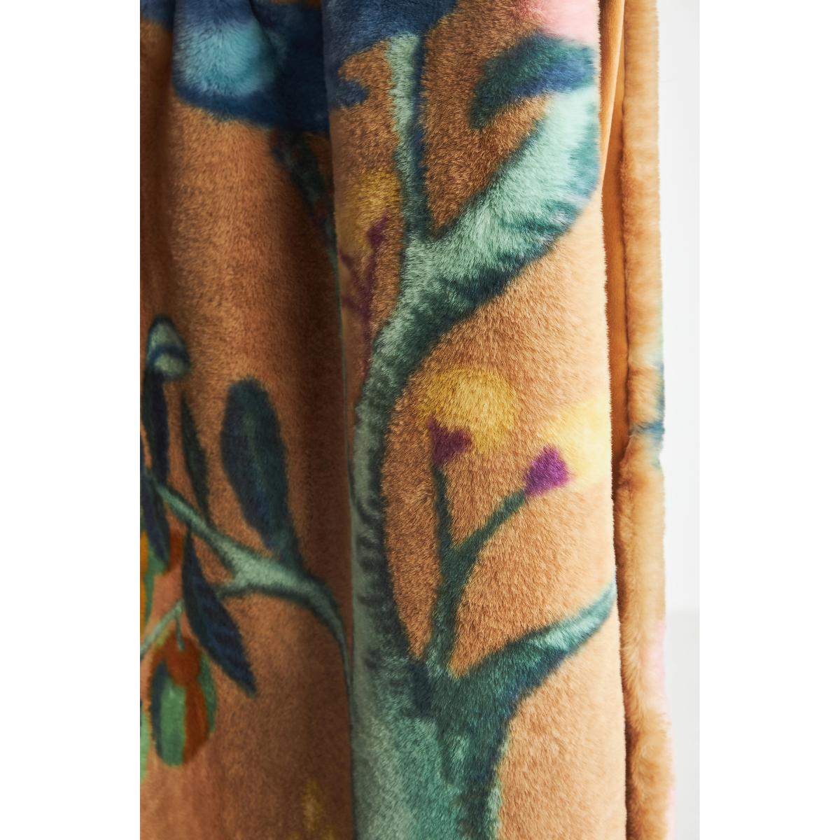 Sophie Printed Faux Fur Throw Blanket – image 2